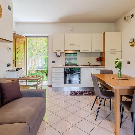Flower Garden By Interhome Apartamento *